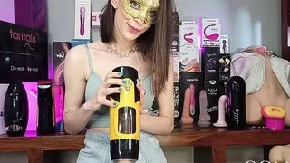 Sarah Sue Reveals  - Everything you should know about Male Electric Masturbators with Sohimi