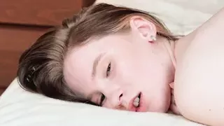 TeenMegaWorld - Beauty-Angels - Toys as a way to color the day