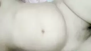 fingering xcaoxwife’s wet tight pussy