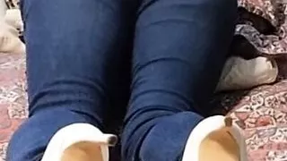 Tessa Mastubates Face Down in Pants