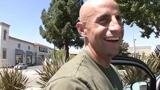 Sis Sinz bruna si fa scopare e sborrare sulle sue tettone