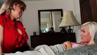 Busty lesbian Jenna Ivory loves her teen Alyssa Lynn