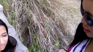 Oldia Paris brunette ebony has anal sex in threesome