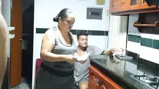 I suck mycousin in the kitchen while they deliver the groceries