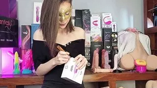 Sarah Sue Unboxing Big Box of Sex Toys #3 from IFONNX