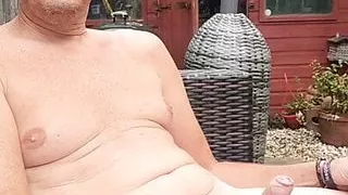 More cam wanking in the garden