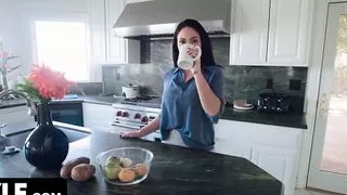 Mylf - Lonely Cougar Brooke Beretta Lets Perv Stepson Play With Her Massive Tits And Makes Him Cum