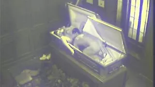 Erwischt, Versteckter Sex, Küssen, Nackt, Reiben, Ausziehen