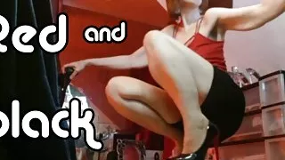 MistressOnline: black and red