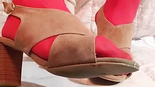 Pantyhose feet in shoes. Get wet. Jack off and cum.