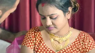 DESI BHABI’S ROMANCE IN HER WEDDING NIGHT