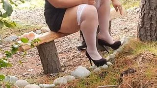 Hot mom BBW ass worship in forest