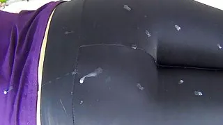 I masturbate and cum on the ass of this beauty - AnyaQueen