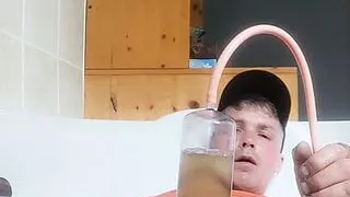 Pissing in my vaccum pump, going crazy!