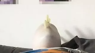 Latex Glove Breathplay: Part 2 listening to Ich tu dir Weh