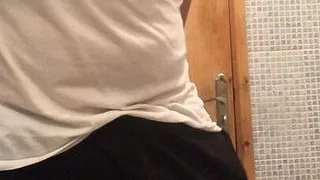 Geiler arabischer Marokkaner großer Schwanz masturbieren