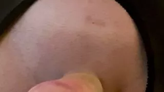 Huge cumshot after twerkin
