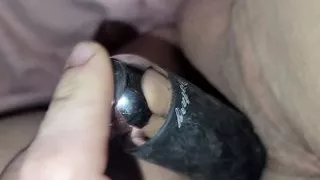 Magic wand in fat pussy