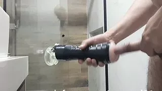 Pedro Pentel calibrating the pressure on his flashlight