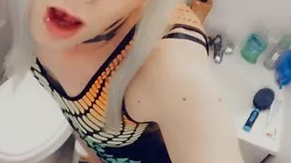 Cute Babe Loves Playing in her Clubbing Bodycon Dress