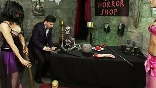 Brunette babe with big boobs is so sexy that her girlfriend and boyfriend can't resist