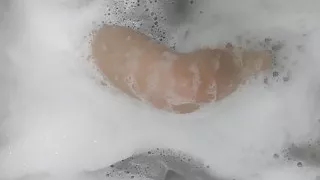 foot kicking and pussy licking