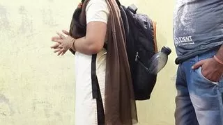 college girl college me time pe nahi ahi to sir ne  choda