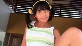 Tobie teen fingers herself in solo scene