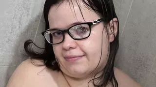 Tiny stepsister gets fucked bareback!