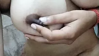 Kya hue jab indian ladki n choot m daal diya brush riya thakur