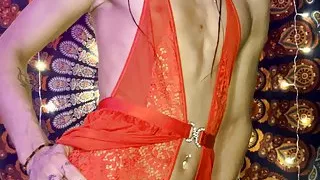 HoneyChanelMonroe blinkender Schwanz und Fickloch