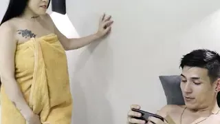 My Big Tits Stepmom Doesn’t Let Me Play With My Mobile, She Shows Me Her Boobs Accidentally And We Fuck