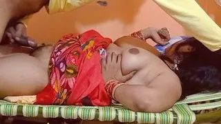 Hot XXX Bhabhi 'DESI FUCK' on FOLDING BED.
