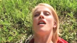 Young couple fuck at the park!