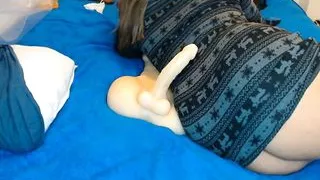 I'm in need of a male to eat me