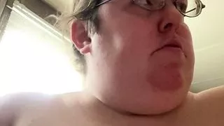 Ich wünschte, die Bürste wäre dein Schwanz