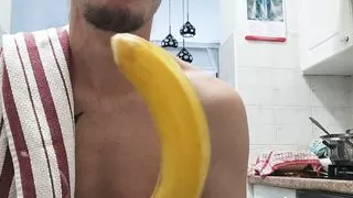 Croat gagging on huge banana deepthroat