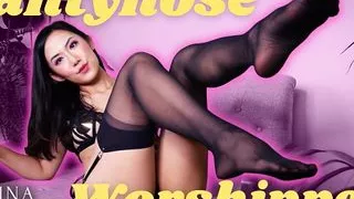 Pantyhose Worshipper Full Clip: dominaelara.com