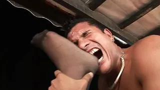 Perfekte Strümpfe Shemale bekommen hart genagelt Outdoor von Kerl