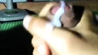 Big Uncut Penis Jerking CumShot. xxytherry