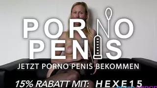 Fesselndes Teen Babe geniesst es, hart gefickt zu werden