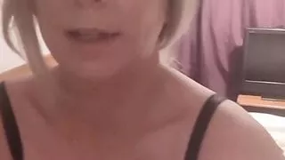 Komm zu mir ins Bett, leck mich, fick mich!