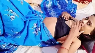 Desi Married Real Life Couple From Lucknow Having Erotic and Romantic Sex With Dirty Hindi