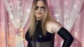 Joanie - Boots and Shades