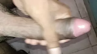 Desi dick cum shot.. Desi land ka desi maal