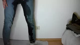 wetting my jeans+ fun with the mess