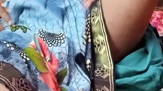 Gawn jakar desi randi bhabhi ki chudai Village desi bhabhi pussy fuck Village desi bhabhi fucked by hot