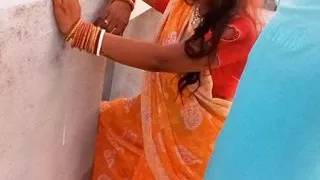 Bhabi ko Chat pe Kapde Uthane ke Bahane me impress karke Chod Liya - Fucking Bengali Bhabhi Clear Hindi Voice Hd Video