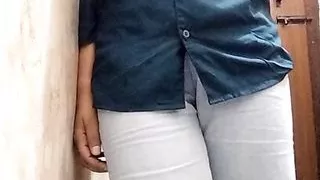 Indian hot aunty ne aapne chuchee dabae full enjoy indian aunty