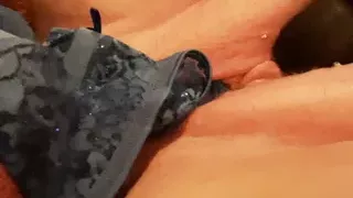 BH, Höschen, Piercing, Hübsch, Squirt, Vibratorsex